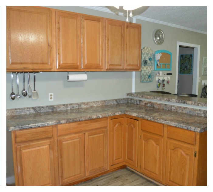Install kitchen laminate countertops